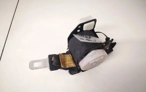 Mazda 626 Middle seatbelt (rear) ge5actr