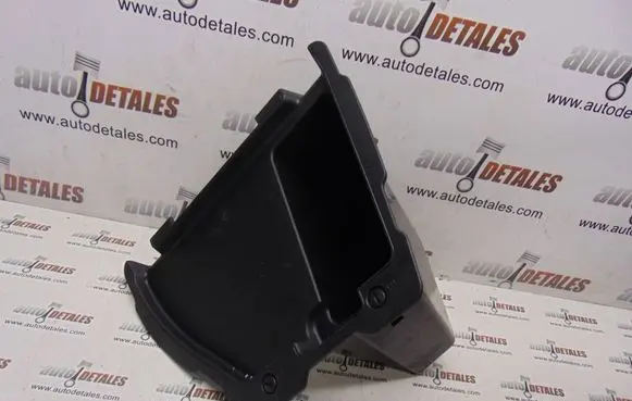 Mercedes-Benz GL X164 Tool box A1646900114