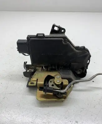 Audi A6 S6 C5 4B Front door lock 4B1837015B