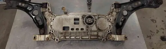 Volkswagen PASSAT B7 Front subframe 7N0199369A 14061324