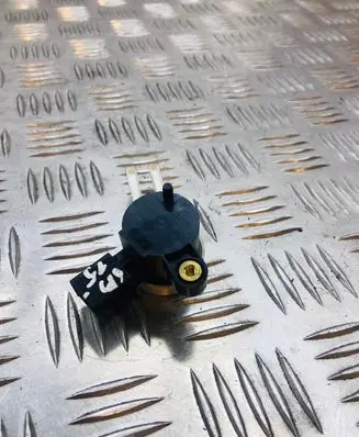 Clutch pedal sensor