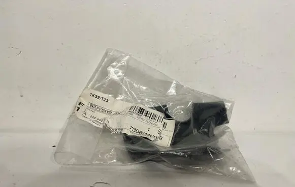 Mercedes-Benz S W221 Fender mounting bracket A2228801114autoas