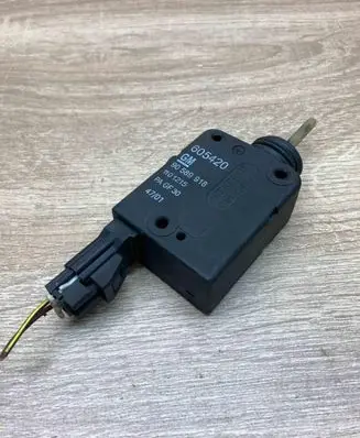 Opel Astra G Air flap motor/actuator 90589918 605420 WITHPLUG