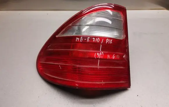 Mercedes-Benz E W210 Rear/tail lights A2108204764