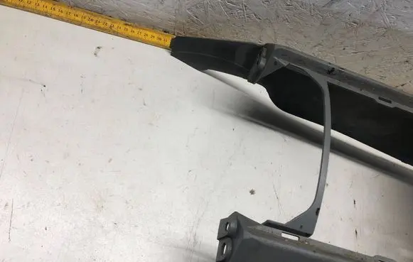 Jeep Grand Cherokee (WK) Rear seat armrest 19907736