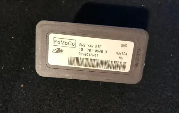 Mazda 3 II ESP acceleration yaw rate sensor 10170106483
