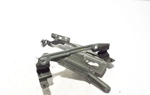 Audi A6 S6 C8 4K Fender mounting bracket 4K0821132