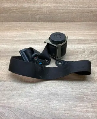Ford C-MAX I Rear seatbelt 3M51R61295AF 560053152