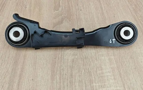 BMW 5 G30 G31 G38 Rear upper control arm/wishbone 6867537