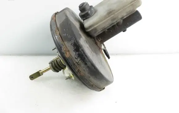 Iveco Daily 35.8 - 9 Brake booster 504089709 0204051185