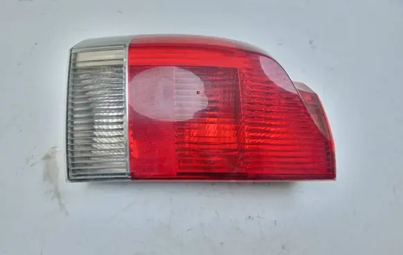 Volvo V70 Rear/tail lights 9154497 9154501