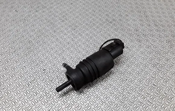 Windscreen/windshield washer pump