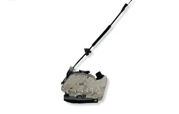 Volkswagen Tiguan Rear door lock 5N0839015A