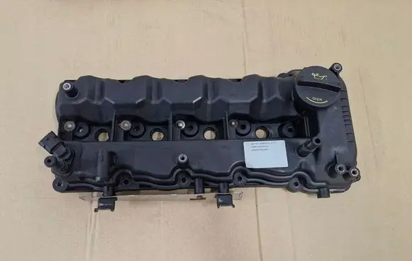KIA Carens III Rocker cam cover 