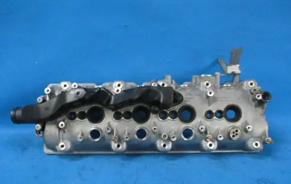 Audi A8 S8 D5 Rocker cam cover 057103470AG