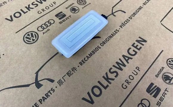 Volkswagen Transporter - Caravelle T7 Other interior light 10A947109A