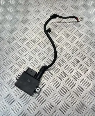 BMW 5 F10 F11 Glow plug pre-heat relay 132194