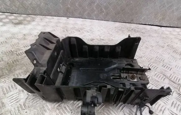 Opel Corsa E Battery box tray 13498274