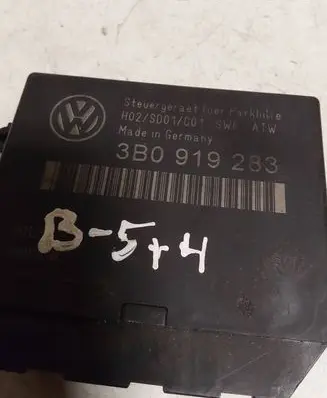 Volkswagen PASSAT B5.5 Parking PDC control unit/module 3B0919283