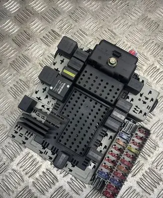 Volvo V70 Fuse box set 9162316