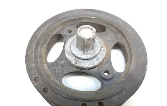 Toyota RAV 4 (XA30) Crankshaft pulley 134080R011
