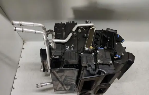 Audi A6 S6 C6 4F Interior heater climate box assembly 