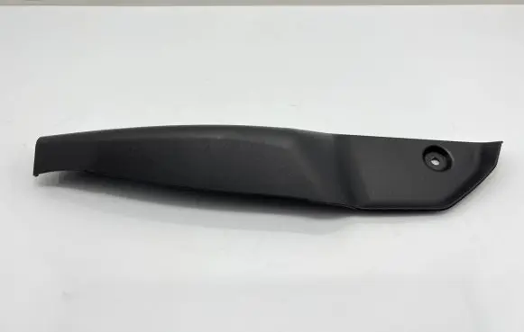 BMW 5 GT F07 Rear/tail light trim molding 722422905