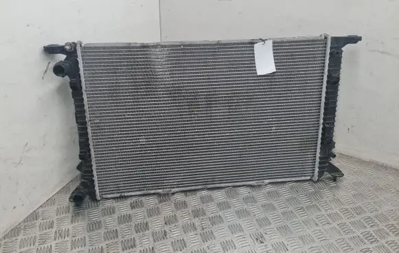 Audi Q5 SQ5 Coolant radiator 8K0121251R