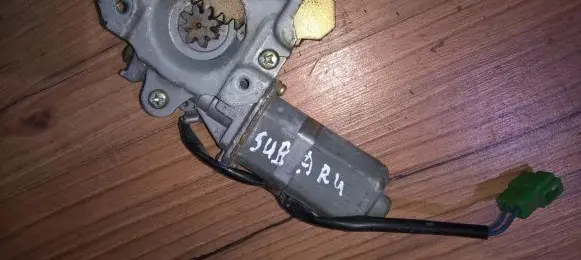 Subaru Legacy Front door window regulator motor