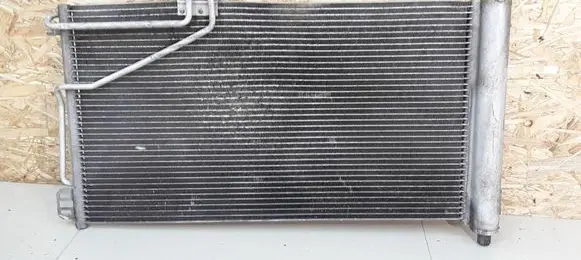 A/C cooling radiator (condenser)