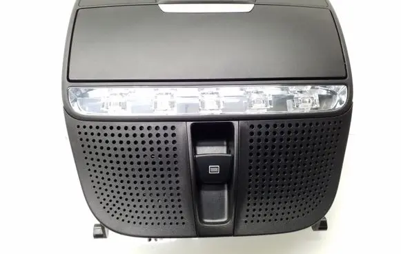 Mercedes-Benz EQC Front seat light A0009063106 A0009004017
