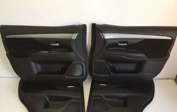Mitsubishi Outlander Front door card panel trim