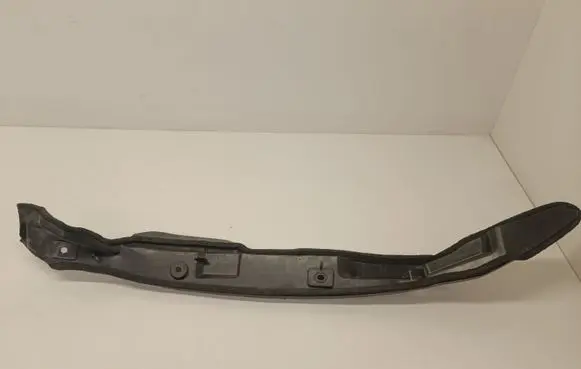 Toyota RAV 4 (XA50) Fender end trim 5382742060