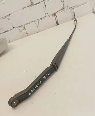 Mitsubishi Endeavor Front wiper blade arm MR553513