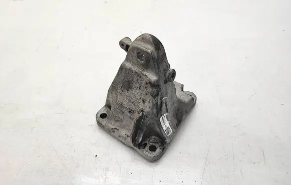BMW 3 F30 F35 F31 Engine mounting bracket 6859416 22116859416