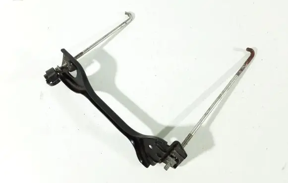 Subaru Outback Battery bracket 