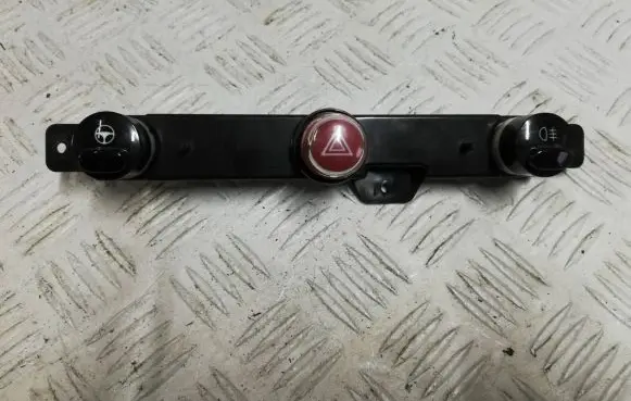 Fiat 500 Hazard light switch