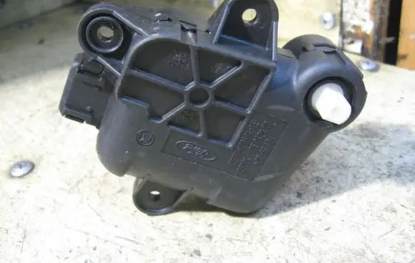 A/C air flow flap actuator/motor