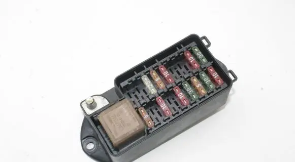 Jaguar XK8 - XKR Fuse box set LJA2800CE
