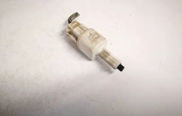 Toyota Avensis T250 Brake pedal sensor switch