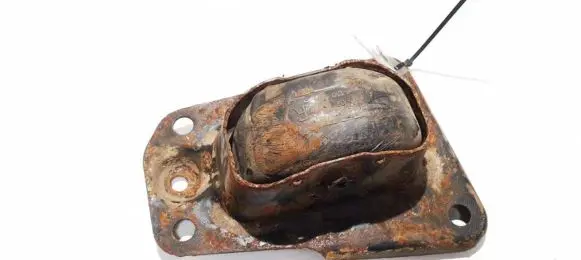 Volkswagen Jetta V Bracket in trunk/boot 1k0505130j