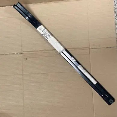 Peugeot Partner Sliding door middle rail 9033C7