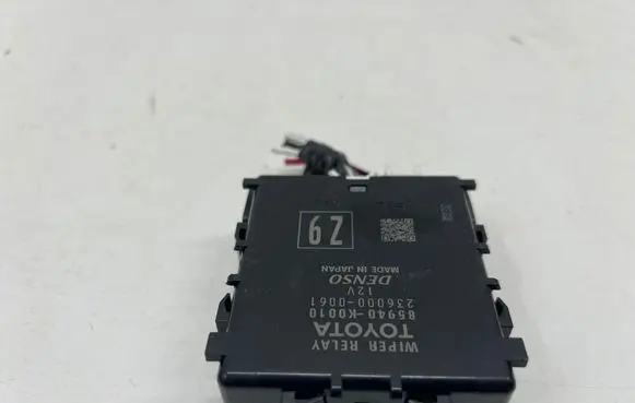 Toyota Yaris XP210 Window wiper relay 85940K0010