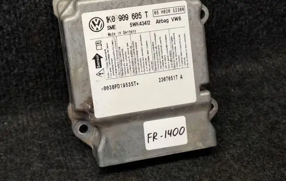 Skoda Octavia Mk2 (1Z) Airbag control unit/module 1K0909605T