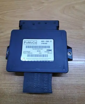 Volvo S60 Hand brake control module 31341542
