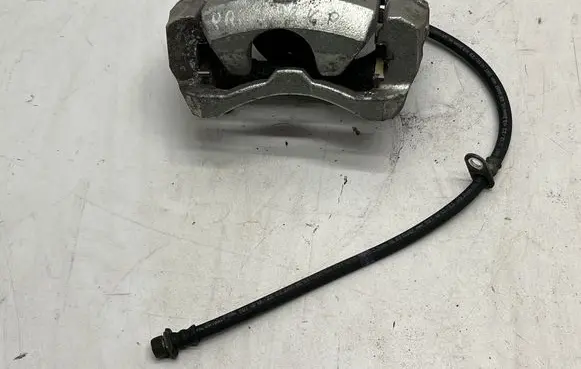 Toyota Prius xw60 Front brake caliper