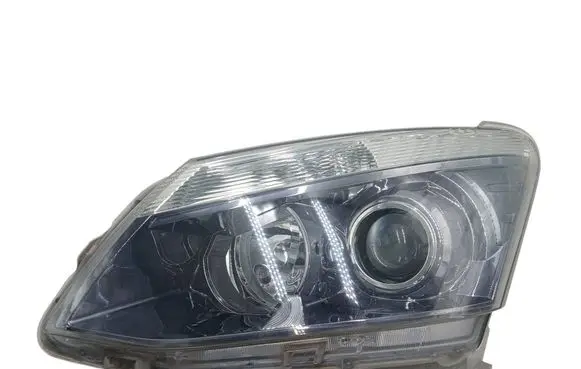 Isuzu D-Max Headlight/headlamp 10017218L