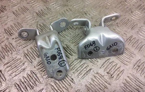 Hyundai ix35 Rear door hinge set 