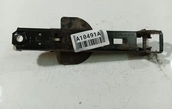 Audi A4 S4 B5 8D Seat belt adjustment rail 001519501