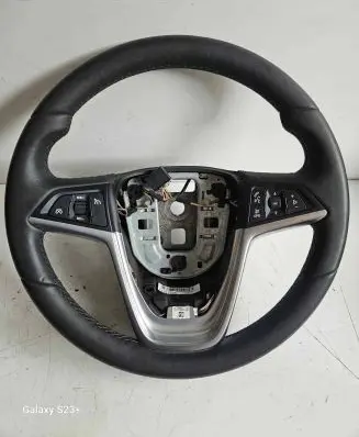 Opel Astra J Steering wheel 306434210 0060018727 3351025
